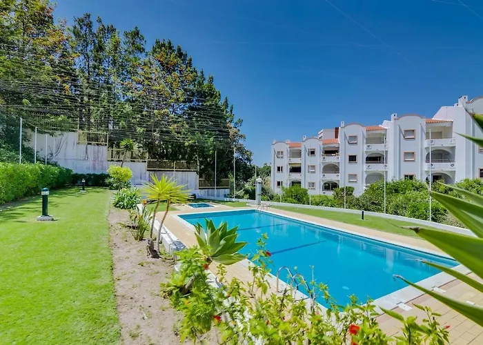 Superbe Apartment With Pool